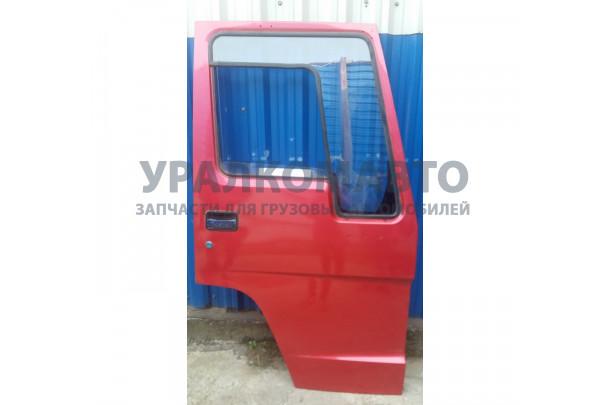 дверь правая красная в сборе HOWO AZ1642210002A